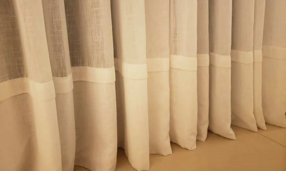 Cortina confeccionada com tecido decorativo Módulo 3